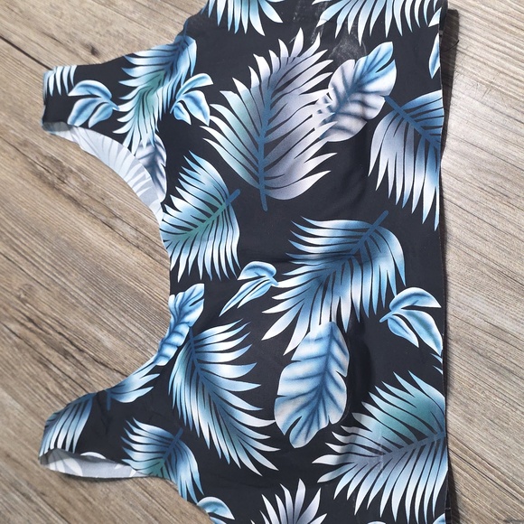 Large Bra Bundle - Picture 5 of 14